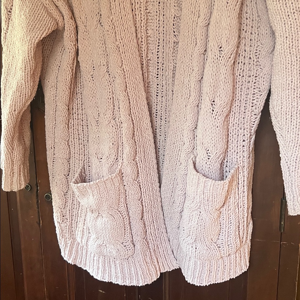 LOVE TREE LIKE NEW cable knit pink cardigan sweater Size L. - Picture 2 of 5